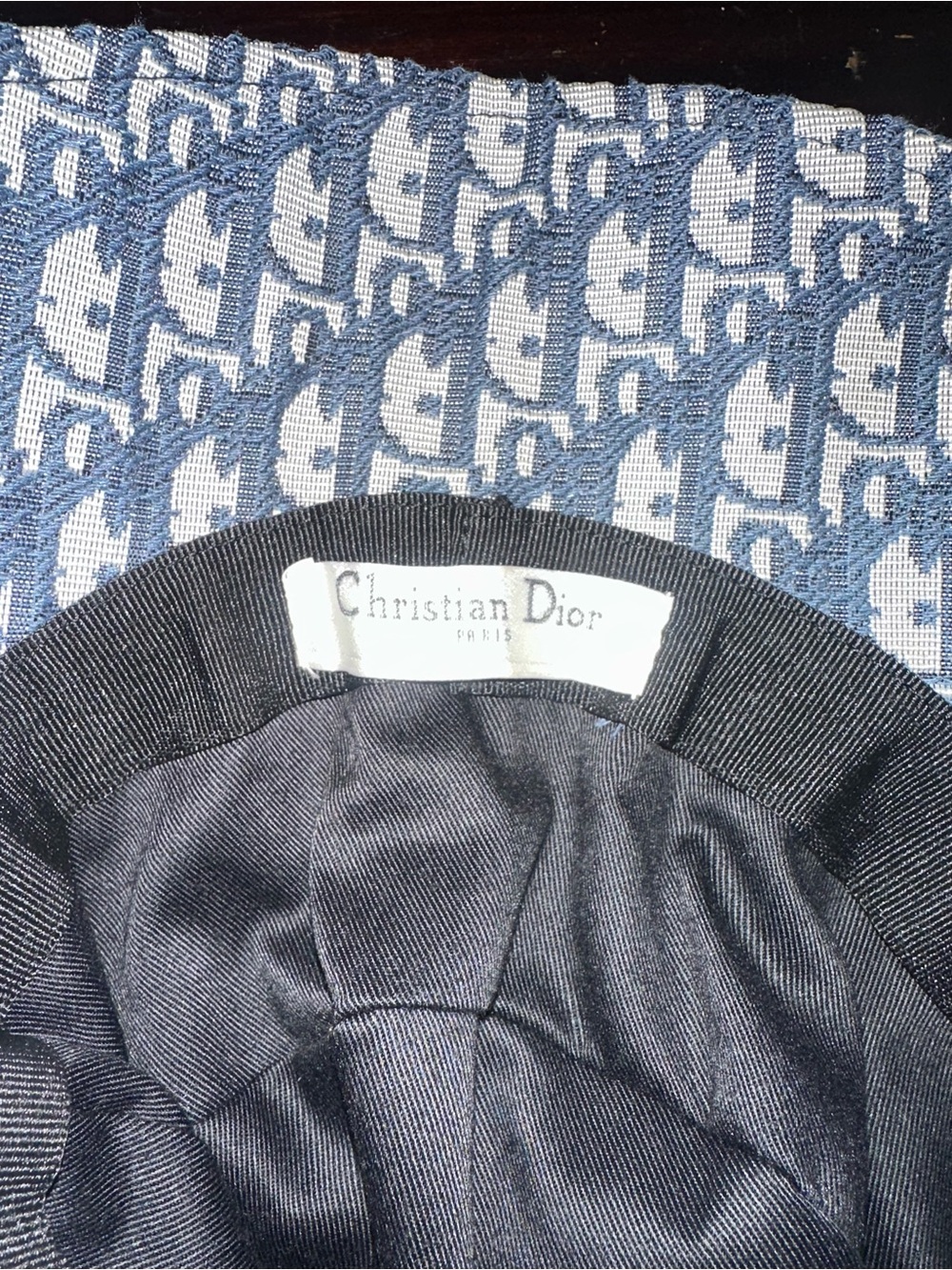 Dior Navy and Cream Oblique Pattern Bucket Hat - Picture 2 of 3